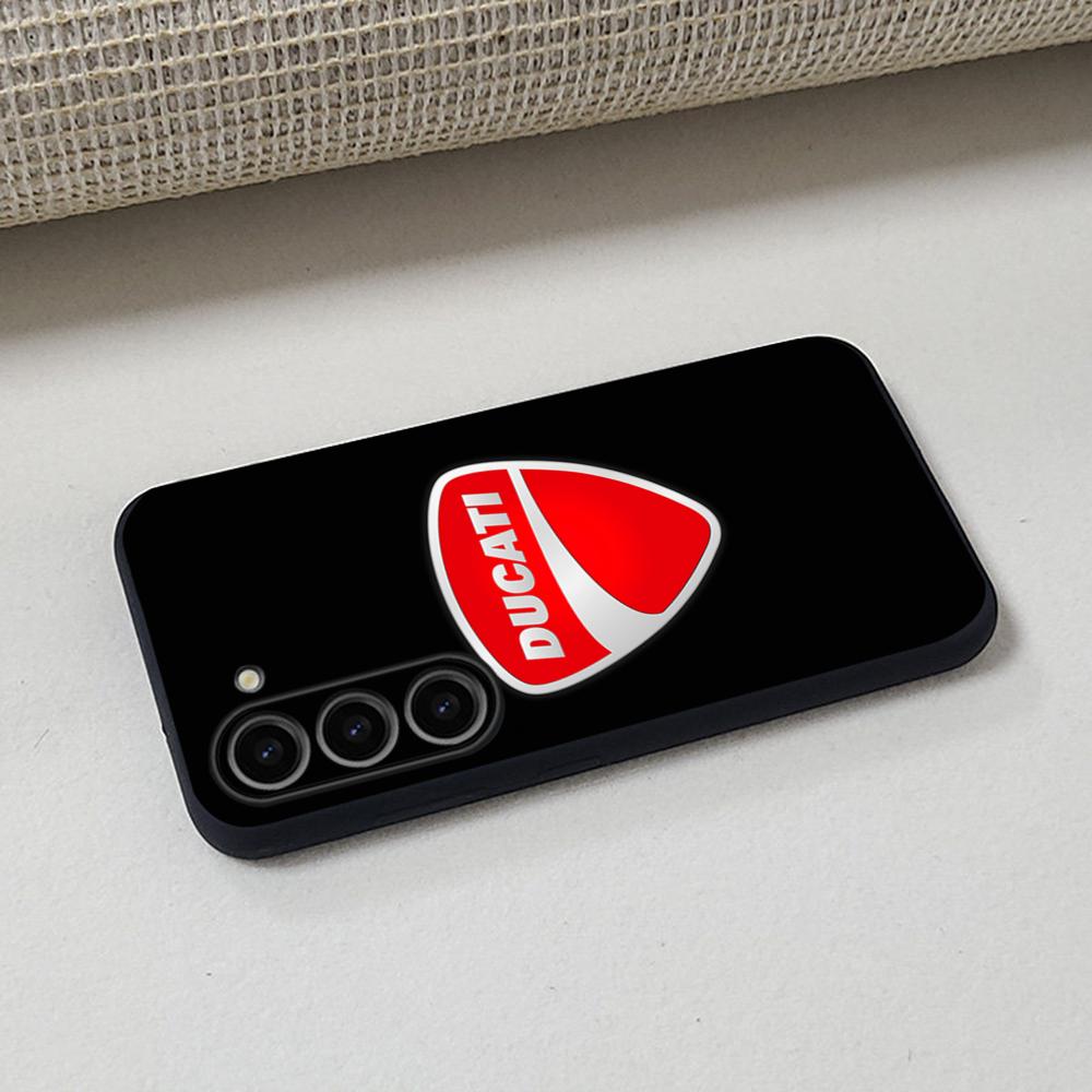 Cool D-Ducaties-I moda tasarım - Samsung Galaxy S24 incelemesi ve fiyatı